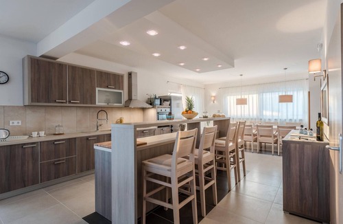 Debeljak House | Luxurious home in Debeljak