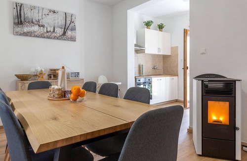 Gracac House | Luxurious home in Gracac with sauna