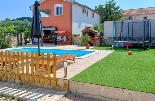 Kraj House | Luxurious Home In Kraj