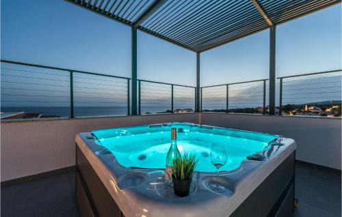 Jakisnica House | Luxurious Home In Lun With Sauna