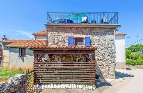 Nenadici House | Luxurious home in Malinska with WiFi