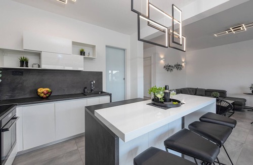 Kolan House | Luxurious home in Mandre