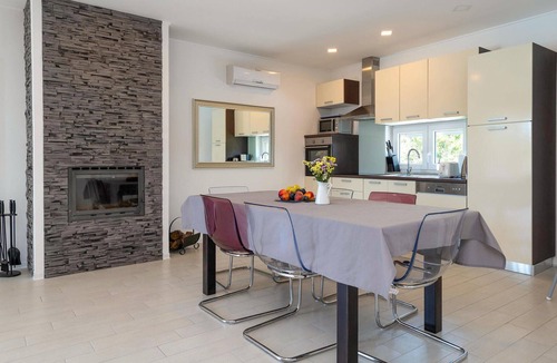 Sveta Nedelja House | Luxurious home in Marici with sauna