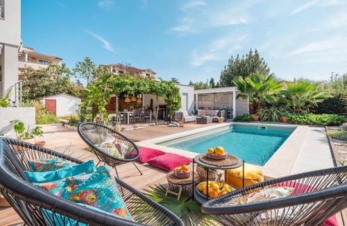 Medulin House | Luxurious home in Medulin with private swimming pool, can be inside or outside