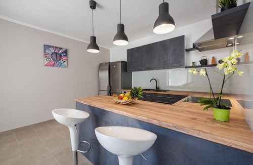 Tar-Vabriga House | Luxurious home in Perci