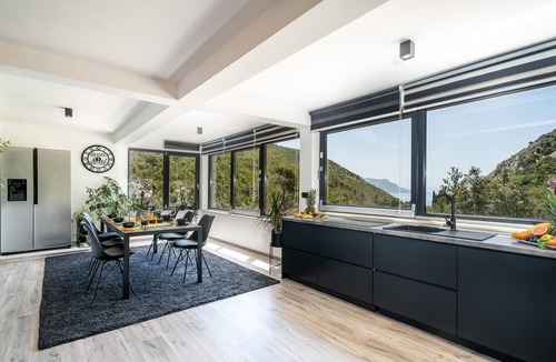 Trstenik House | Luxurious home in Trstenik