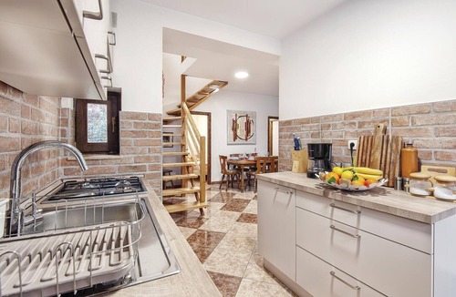 Tuhelj House | Luxurious home in Tuhelj with sauna