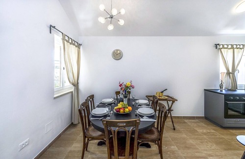 Farini House | Luxurious home in Visnjan with private swimming pool, can be inside or outside