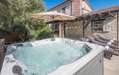 Strpacici House | Luxurious Home In Visnjan