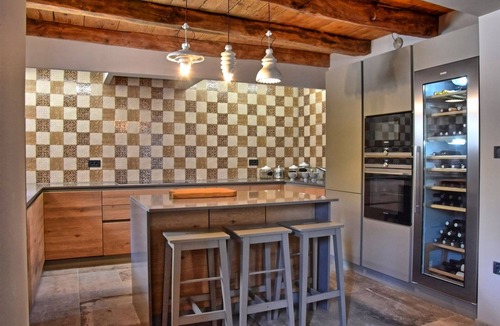 Jakomici Villa | Luxuriously decorated villa with designer interior, pool, sauna and wellness