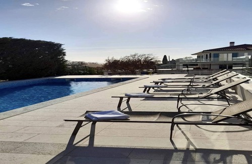 Jursici Villa | Luxury 5 Bed, 7 Bath, Villa. Pool, Gym, Sauna, Hottub, Parking, 2 terr w/Seaview