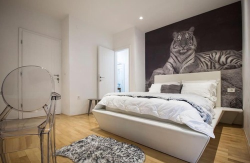 Zelenka Apartment | Luxury apartment near the beach