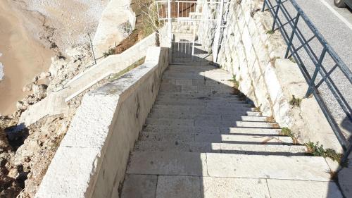 Ploce Apartment | Luxury Beachfront Apartment Banje