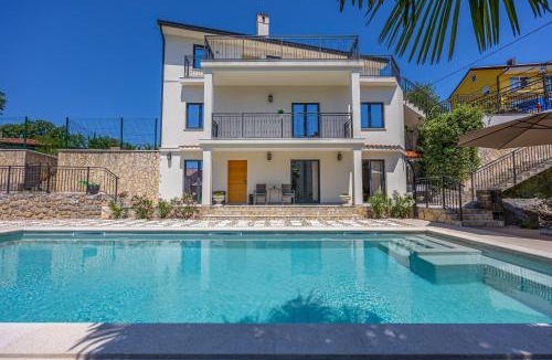 Trinajstici Villa | Luxury Kvarner Park Villa with garden and large RGB private pool