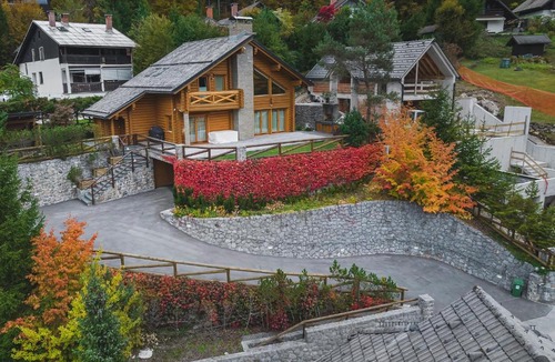 Kranjska Gora Villa | Luxury Private Alpine Log Chalet with SPA at Lake Jasna, Kranjska Gora