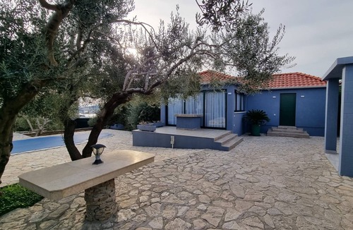 Kastel Sucurac Villa | Luxury private villa complex with pool and jacuzzi