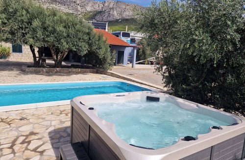 Kastel Sucurac Villa | Luxury private villa complex with pool and jacuzzi