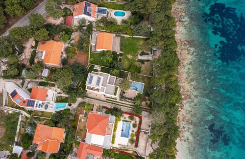 Bol Villa | Luxury Seafront Villa Manera Bol with Heated Pool