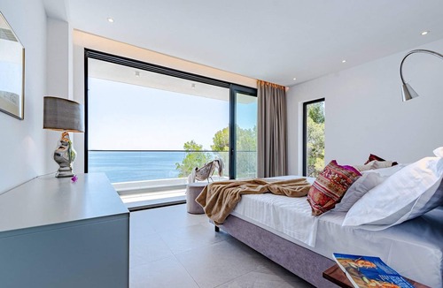 Blato Villa | Luxury Seafront Villa Miracul Korcula with Pool