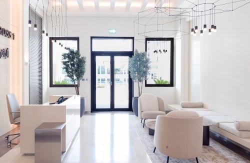Abu Dhabi Apartment | Luxury Studio in Yas Golf Collection with Balcony I Premium Pool & Gym I Mins away from F1 & Parks