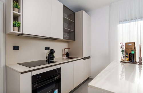 Draga Bascanska Apartment | Luxury suite Ema with jacuzzi
