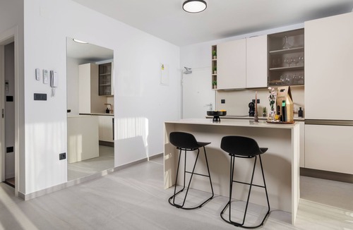Draga Bascanska Apartment | Luxury suite Ema with jacuzzi