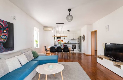 Okrug Gornji Villa | Luxury Villa, 40 sqm heated pool & gym, 200m to beach, BBQ