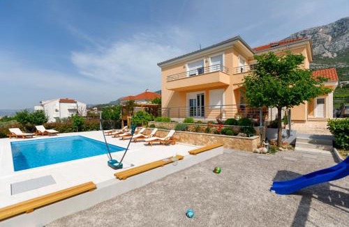 Kastel Sucurac Villa | Luxury Villa Castrum