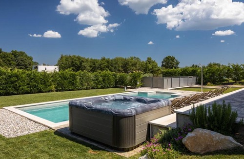 Vranje Selo Villa | Luxury villa Edoardo with pool in Visinada