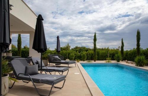 Vodice Villa | Luxury Villa Kaia -Heated pool, Sea View, Jacuzzi, Gym and Sauna