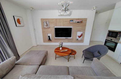 Kastel Gomilica Villa | Luxury Villa Sheley with private heated pool-Split