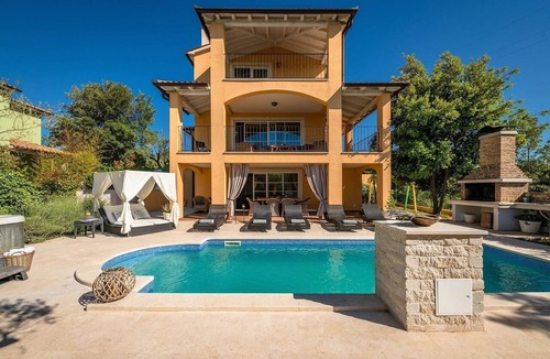 Rakalj House | Luxury villa with a swimming pool Rakalj, Marčana (K-26928)
