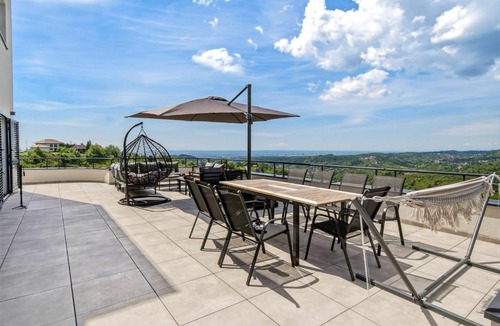 Zagreb Villa | Luxury Villa with Indoor Pool and Sauna
