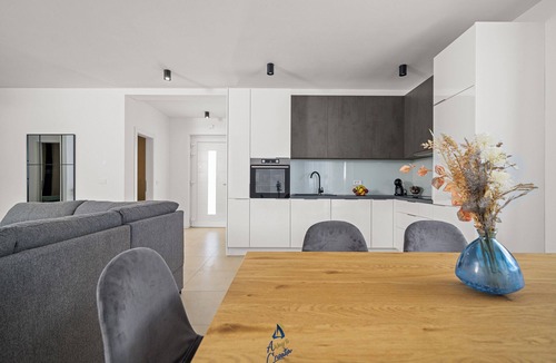 Nedescina Villa | Luxury Villa with Private Pool & Jacuzzi in Istria