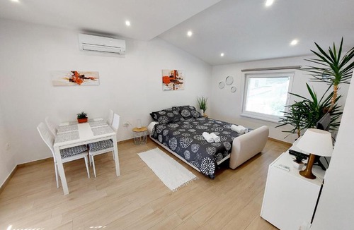 Seca Apartment | M&M Sunset Apartments