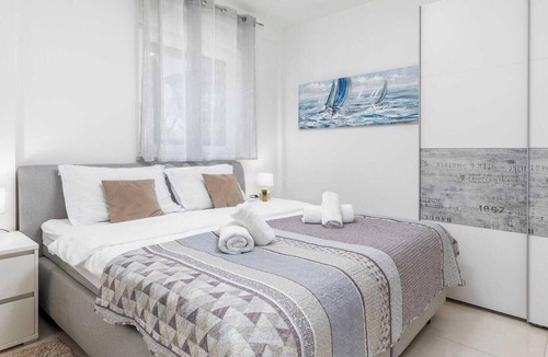 Pula Apartment | Marine Lux E
