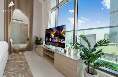 Palm Jumeirah Apartment | MarvelStay- Infinity Pool - Private Beach - The Palm Jumeirah Dubai - High floor