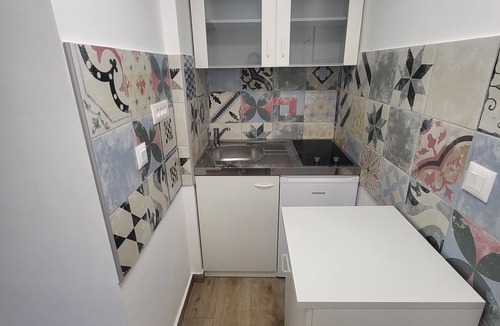 Zagreb Apartment | MASLINA Chic studio with AC, WiFi, fitness room in fabulous Zagreb