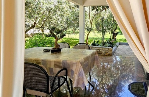 Novigrad Apartment | Mediterranean and dog-friendly flat just 650 metres from the beach