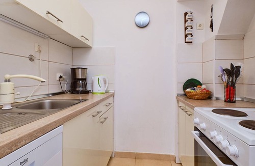 Sveti Juraj Apartment | Melone Apartman 3 Senj by Villas Guide