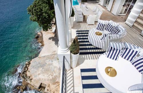 Lozica Villa | Meys Place