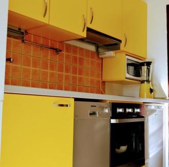 Kastel Stafilic Apartment | Mihaela studio apartmans 150m near the beach