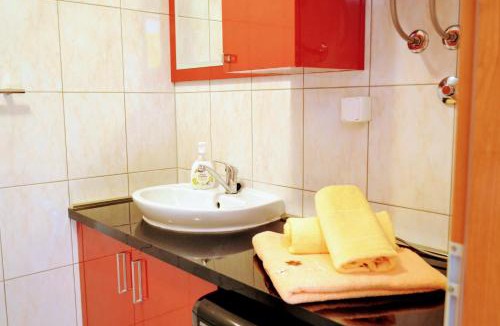 Kastel Stafilic Apartment | Mihaela studio apartmans 150m near the beach