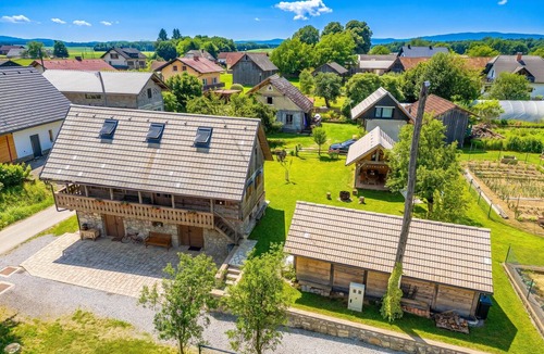 Metlika Ski Chalet | Mimi Cottage w/Sauna near Kolpa River, Gradac, Slovenia