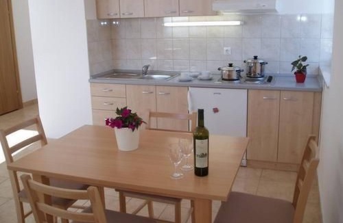 Vinjerac Apartment | mit Meerblick in Vinjerac by Interhome