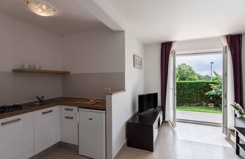 Monterol Apartment | mit privatem Garten und Terrasse by Interhome
