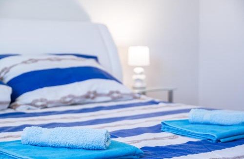 Milna (Brac) Apartment | Mladinic Palace