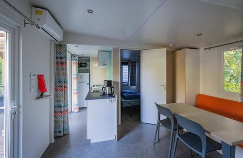 Catez ob Savi House | Mobile Home | Comfort | 2 Bedrooms | 4–6 people | Raised Deck | A/C