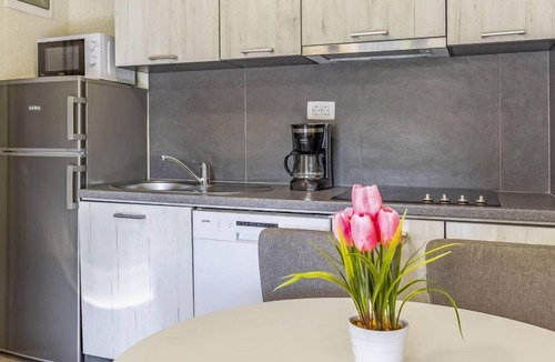 Banjole House | Mobile home Luxury Premium by Interhome