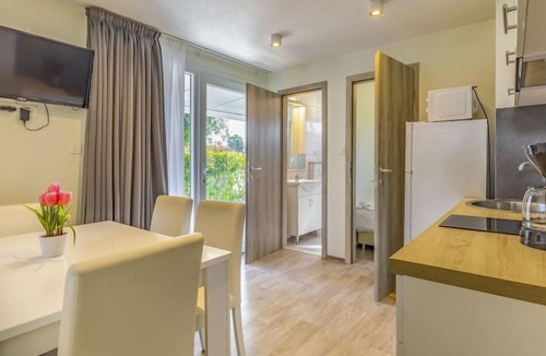 Banjole House | Mobile home Premium by Interhome